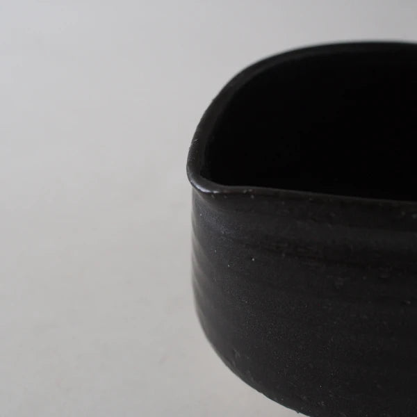 Kuroneri Katakuchi Matcha Bowl Black