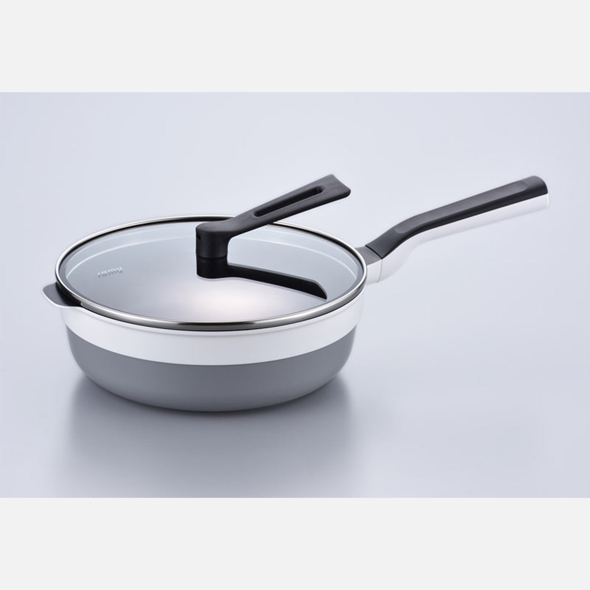 REMY PAN PLUS GREY 24CM