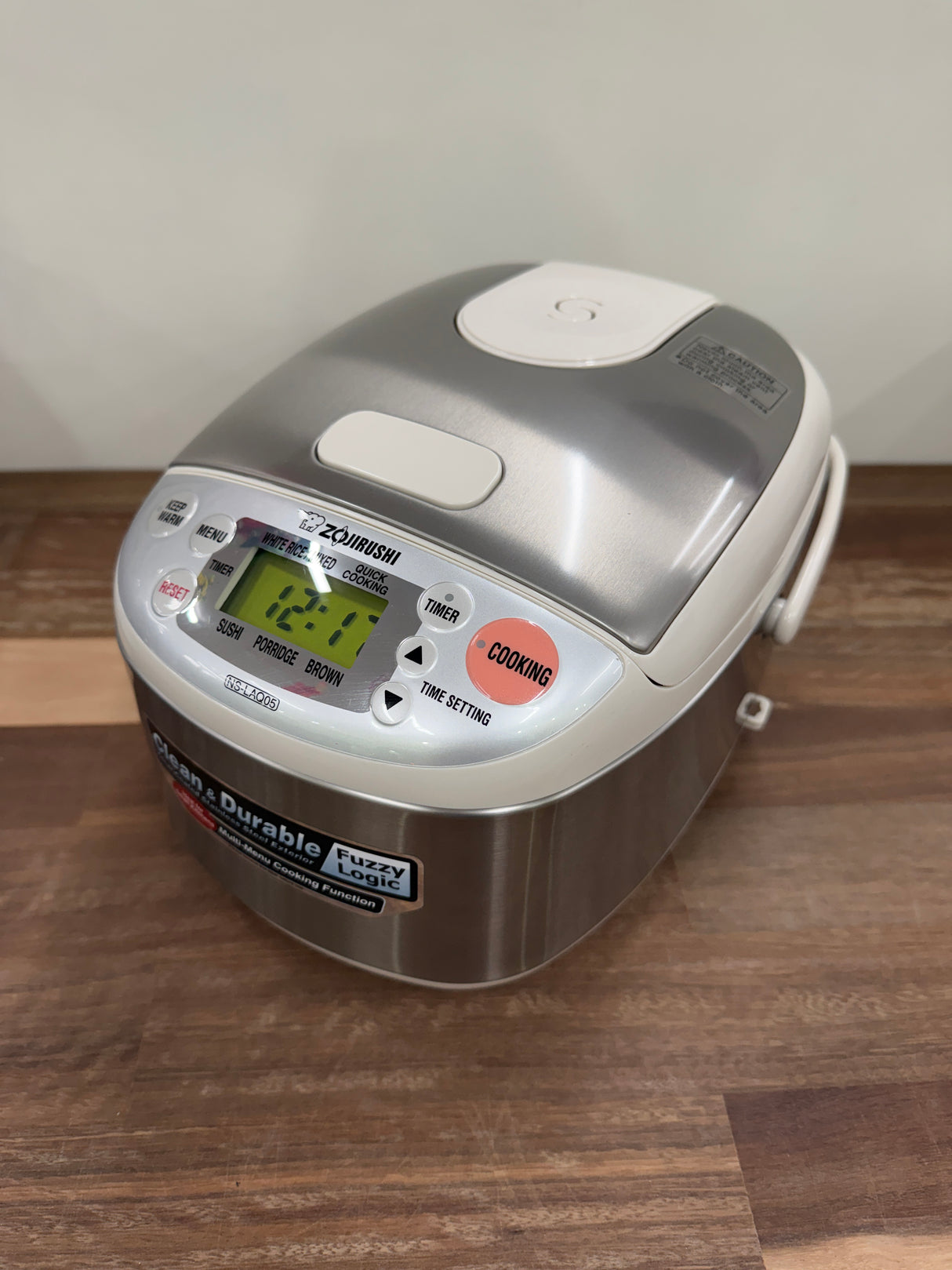 Zojirushi MICOM Fuzzy Logic 3-cup rice cooker NS-LAQ05